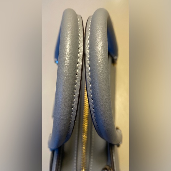 Coach Grace Pebble Carryall in Granite/Gold
Carriage Logo Gorgeous EUC - Picture 9 of 16